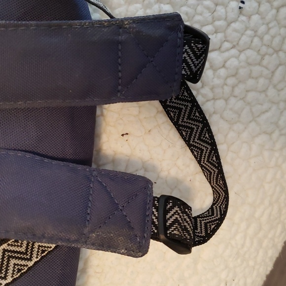 Dakine 6.5L mini backpack - Picture 5 of 5